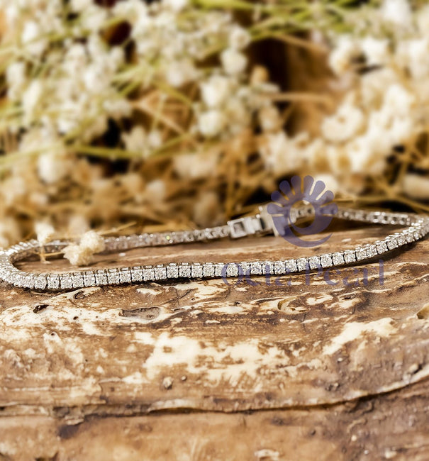 Pointer Single Line Gold Or Silver Tennis Bracelet With Moissanite