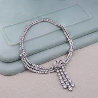 art deco choker necklace
vintage style necklace
bold choker for women
elegant vintage necklace