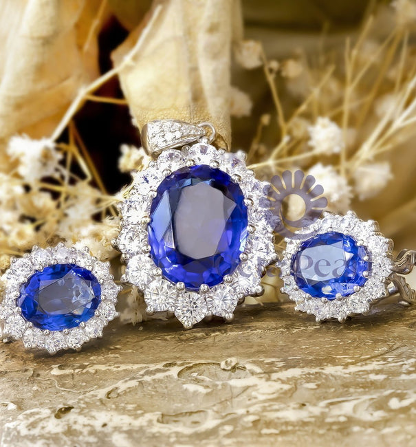 Royal Blue Sapphire Cushion Cut CZ Stone Halo Studded Pendant Set For Women