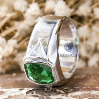 green stone wedding ring