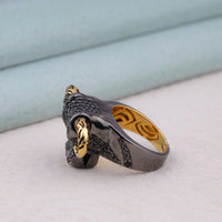 Silver and gold ring on a light blue and white background, ox skull ring, bull skull ring, 925 silver skull ring, black stone skull ring, gold horn ring, skull ring for men, biker ring, masculine statement ring, gothic skull jewelry, bold men’s ring, sterling silver ox ring, bull head ring, edgy silver ring