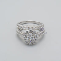 Oval Moissanite Engagement Ring Set with Diamonds