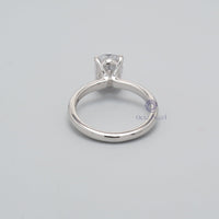 Oval-Cut Moissanite engagement ring