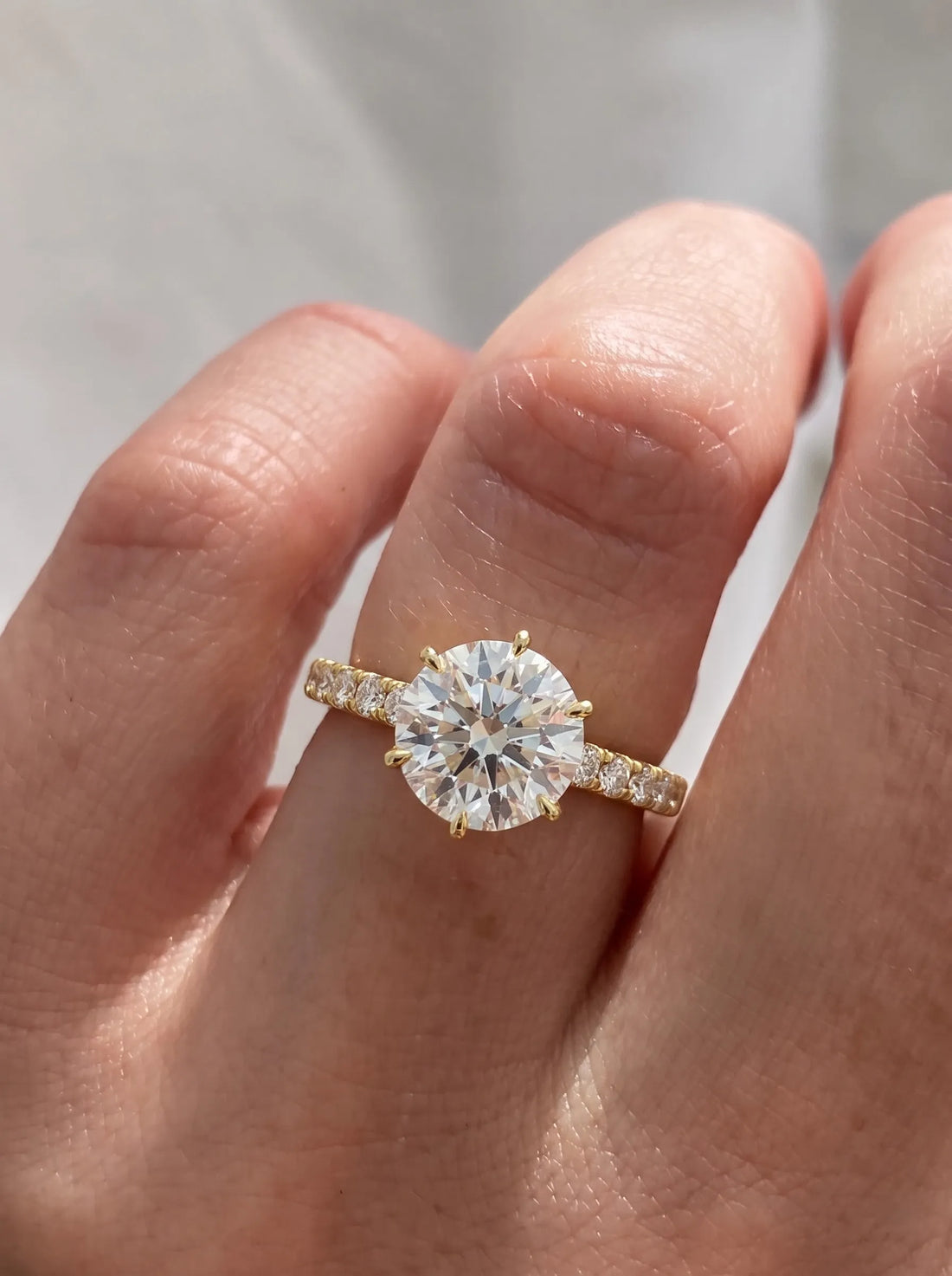 OctaPearl 2.5 ct Round Cut Lab Grown Diamond Pavé Engagement Ring