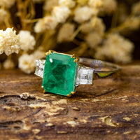 Green Emerald & White Baguette Cut CZ Seven Stone Cocktail Wedding Ring