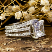 Princess Cut Moissanite Split-Shank Bridal Ring Set