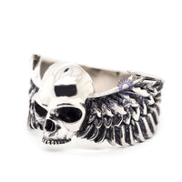 skull ring