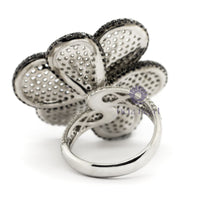 black flower ring