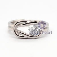 Round Moissanite Infinity Loop Solitaire Promise Ring