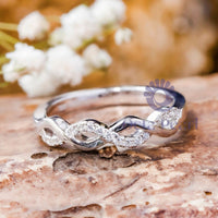 Round Moissanite Infinity Twisted Engagement Ring