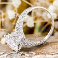 Round Cut Moissanite Knife Edge Engagement Ring