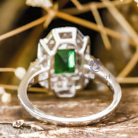 Green Oval Cut CZ Stone Wedding Engagement Sunburst Ring