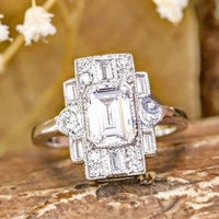 Round Cut CZ Stone Vintage Art Deco Look Ring For Women