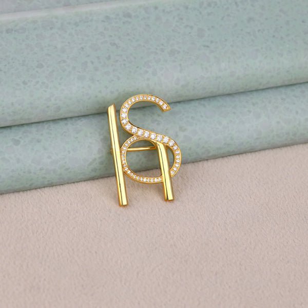Custome Brooch Pin Moissanite Diamond in Yellow Gold Plated 925 Silver