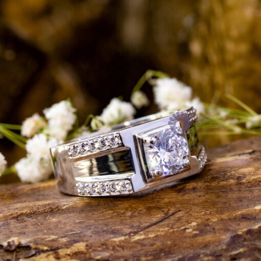 Round Cut Moissanite Engagement & Wedding Ring For Men