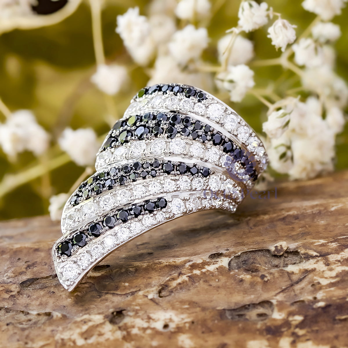 Black & White Round Cut CZ Stone Feather Inspired Cocktail Pave Set Party Wear Ring (3 2/10 TCW)