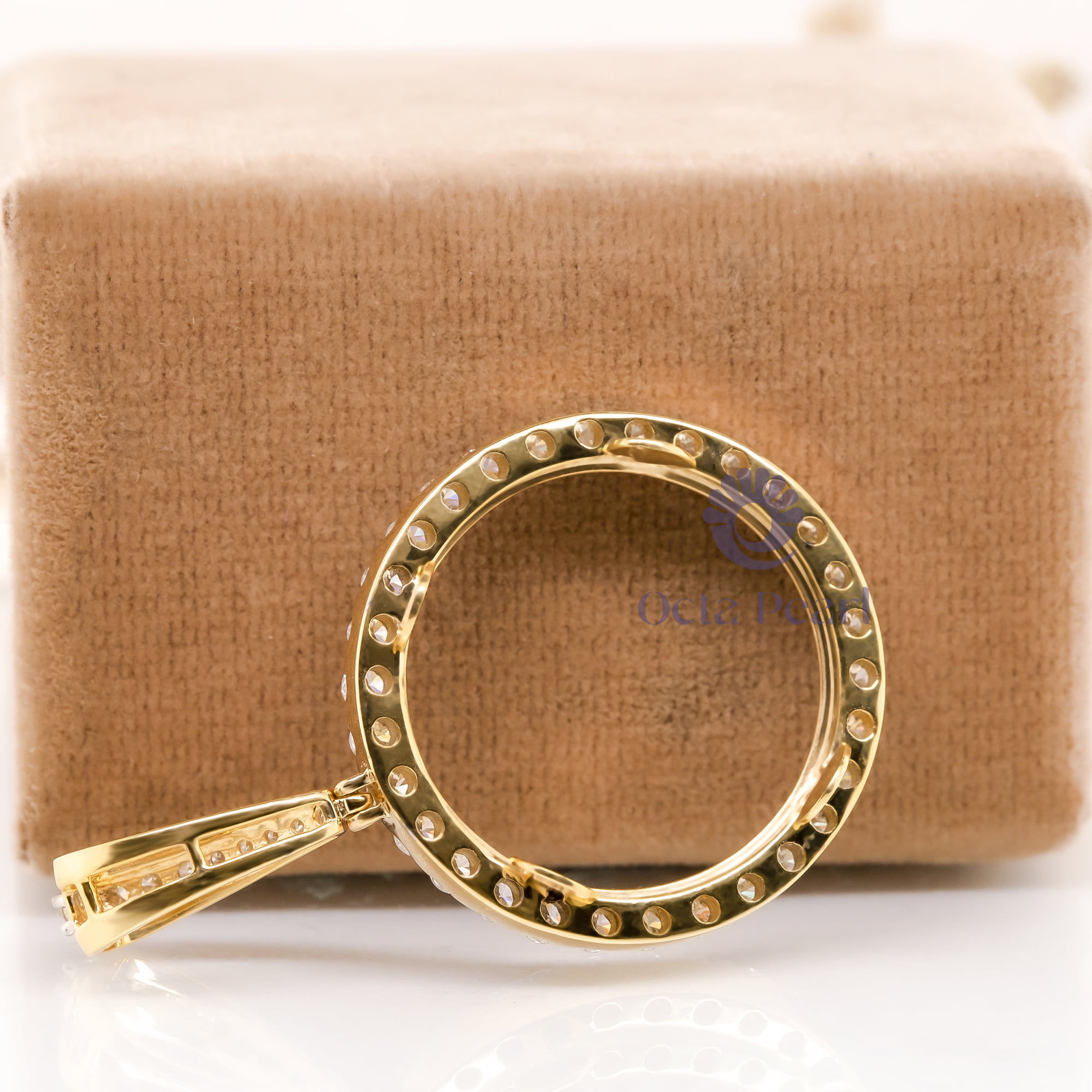Round Cut Moissanite Coin Holder Pendant For Wedding Gift ( 1/4 Troy OZ Coin Holder)