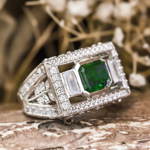 Green Emerald & Round Cut CZ Stone Vintage Art Deco Wedding Bridal Ring