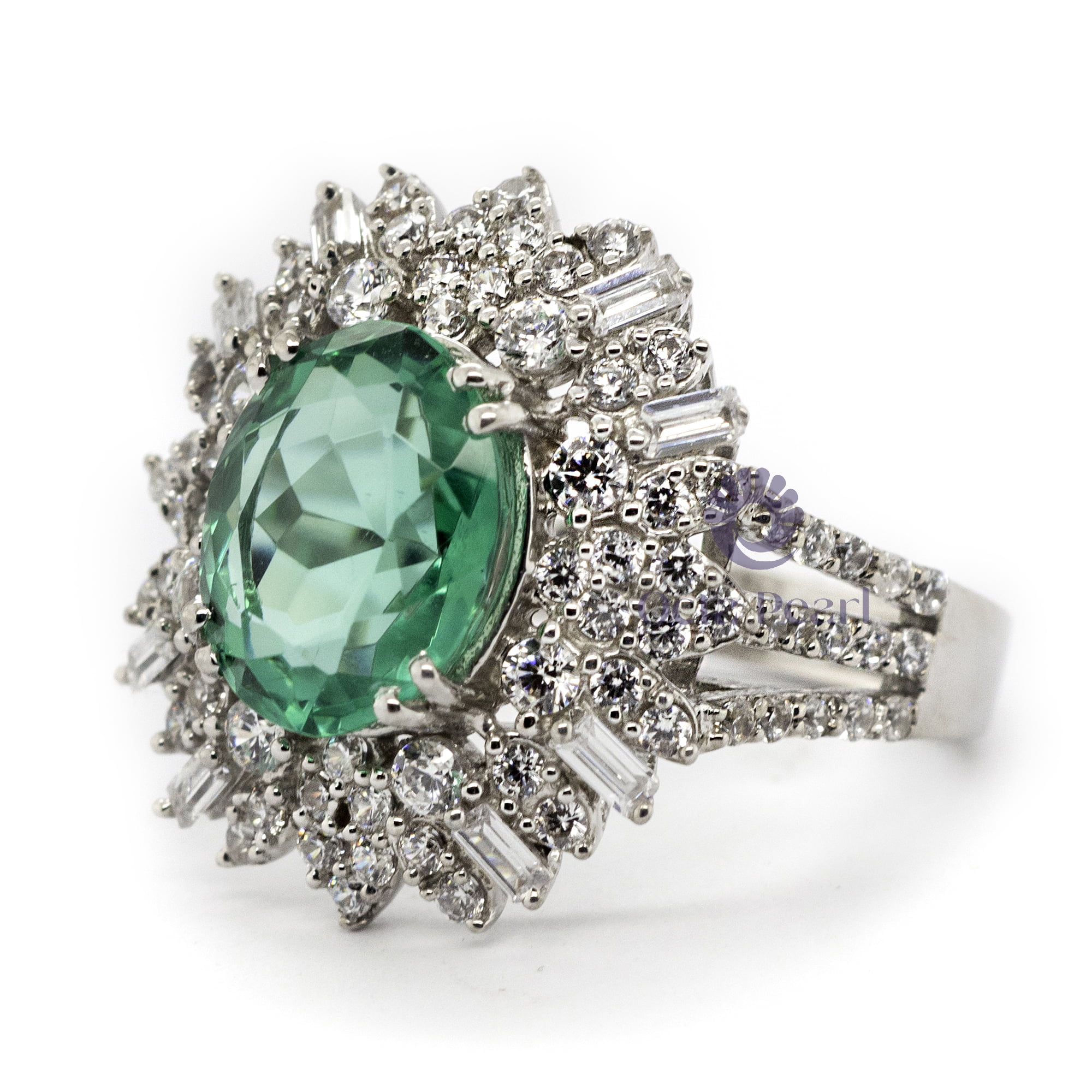 12x10 MM Green Oval Cut CZ Stone Wedding Engagement Sunburst Ring For Women