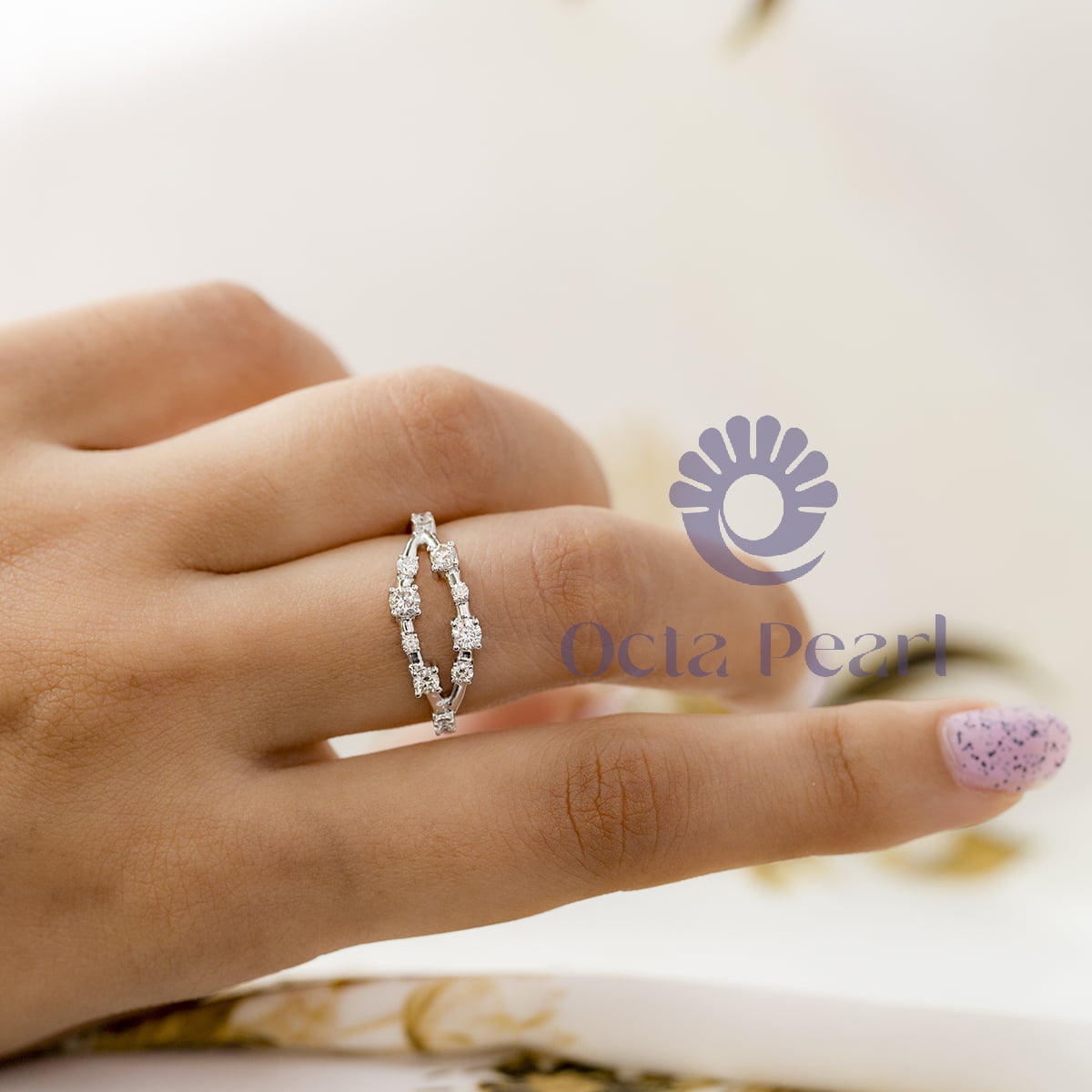 Round Cut Moissanite Unique Minimalist Wedding Anniversary Gift Ring For Ladies (1/2 TCW)