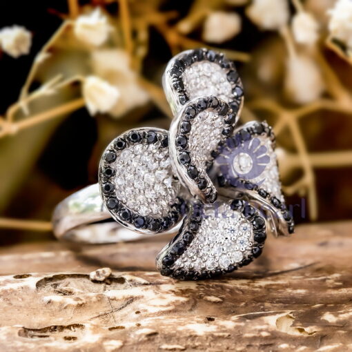 Round Cut Black & White CZ Stone Flower Inspire Ring For Party Wear