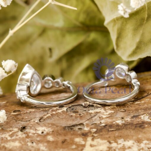Bezel Set Pear And Round Cut CZ Stone Wedding Ring Set For Women