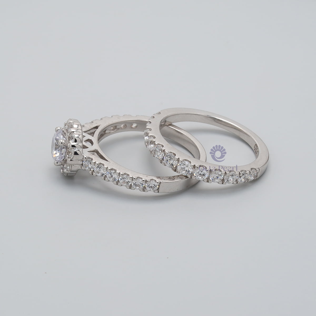 Round Moissanite Bridal Ring Set with Halo