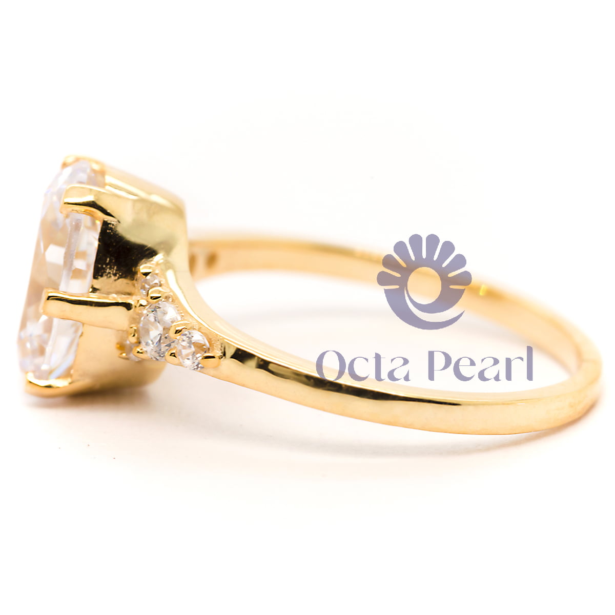 Oval-Cut Moissanite Wedding & Engagement Ring