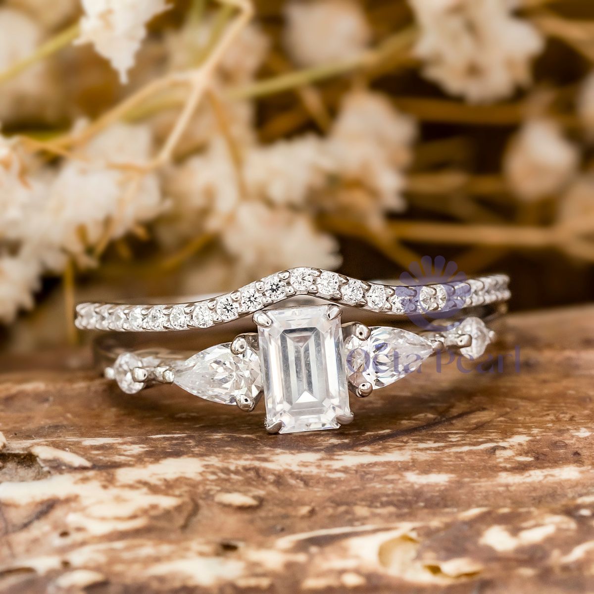 Emerald Cut CZ Stone Curved Wedding Bridal Ring Set